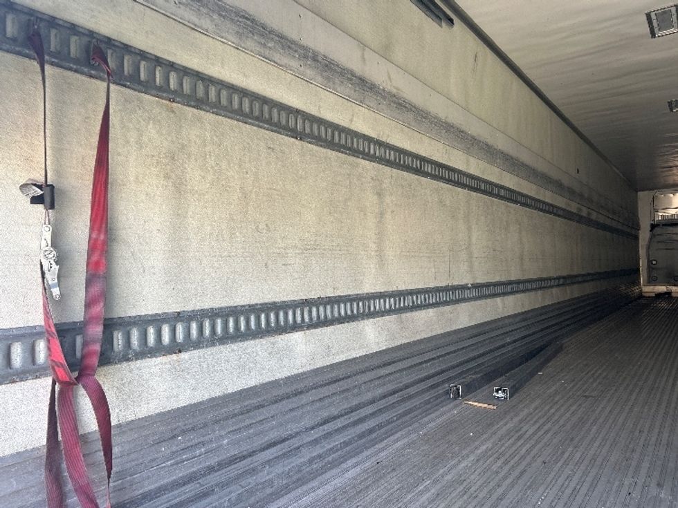 Refrigerated Trailer-Semi Trailers-Utility-2019-Trailer-Fitchburg-MA-315,443\n\t\tmiles-$ 35,750 - Image 9