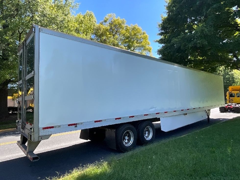 Refrigerated Trailer-Semi Trailers-Utility-2020-Trailer-Reading-PA-368,686\n\t\tmiles-$ 34,750 - Image 4