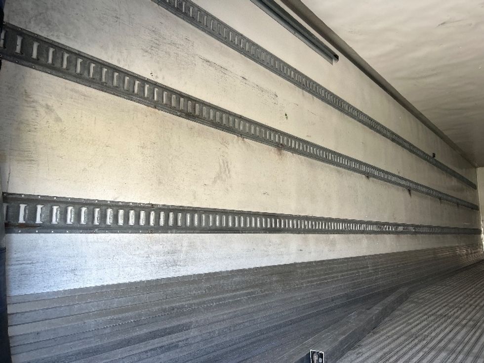 Refrigerated Trailer-Semi Trailers-Utility-2022-Trailer-Fitchburg-MA-469,025\n\t\tmiles-$ 57,000 - Image 9