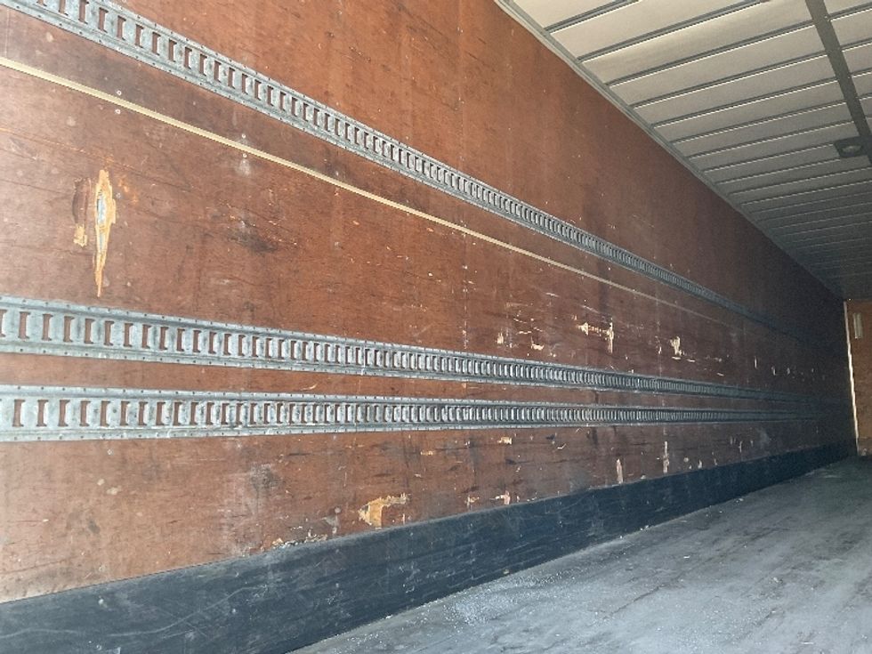 Refrigerated Trailer-Semi Trailers-VANGUARD TRAILER-2015-Trailer-Buffalo-NY-234,952\n\t\tmiles-$ 25,750 - Image 9