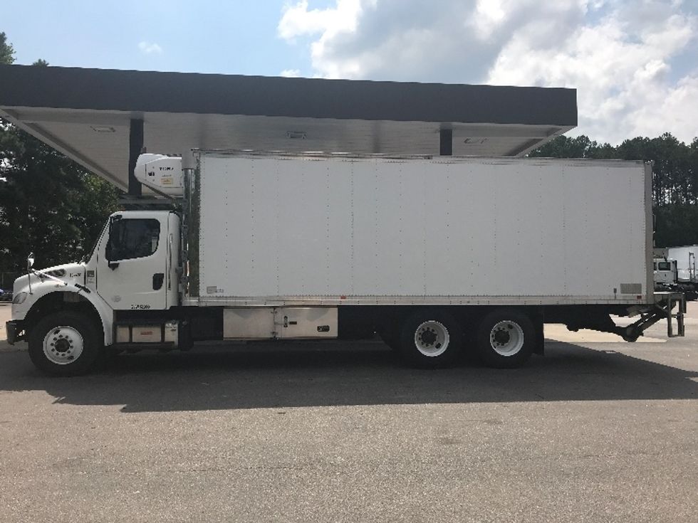 Refrigerated Truck-Alternative Fuel Trucks & Tractors-Freightliner-2018-M2-Mebane-NC-73,216\n\t\tmiles-$ 86,750 - Image 4