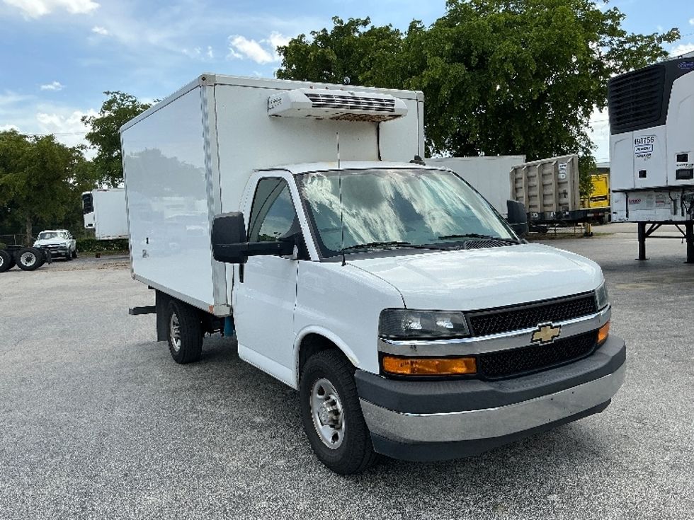 Refrigerated Truck-Light and Medium Duty Trucks-Chevrolet-2020-G33803-Riviera Beach-FL-251,332\n\t\tmiles-$ 11,750 - Image 1