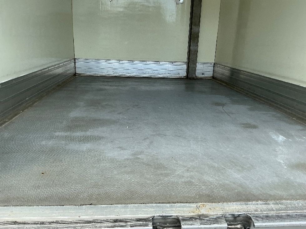 Refrigerated Truck-Light and Medium Duty Trucks-Chevrolet-2020-G33803-Riviera Beach-FL-251,332\n\t\tmiles-$ 11,750 - Image 10