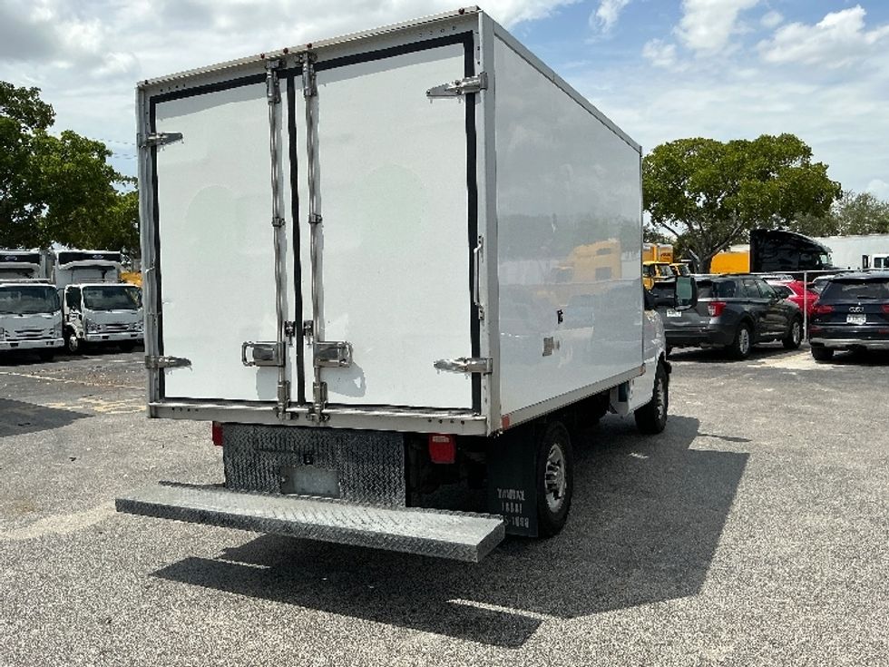Refrigerated Truck-Light and Medium Duty Trucks-Chevrolet-2020-G33803-Riviera Beach-FL-251,332\n\t\tmiles-$ 11,750 - Image 13