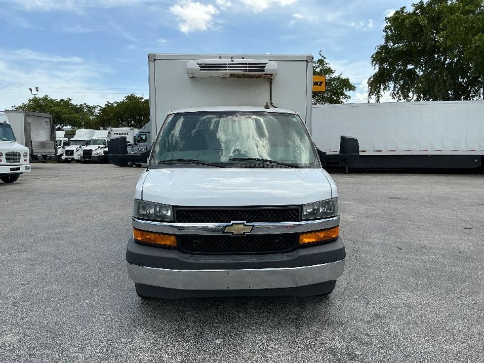 Refrigerated Truck-Light and Medium Duty Trucks-Chevrolet-2020-G33803-Riviera Beach-FL-251,332\n\t\tmiles-$ 11,750 - Image 2