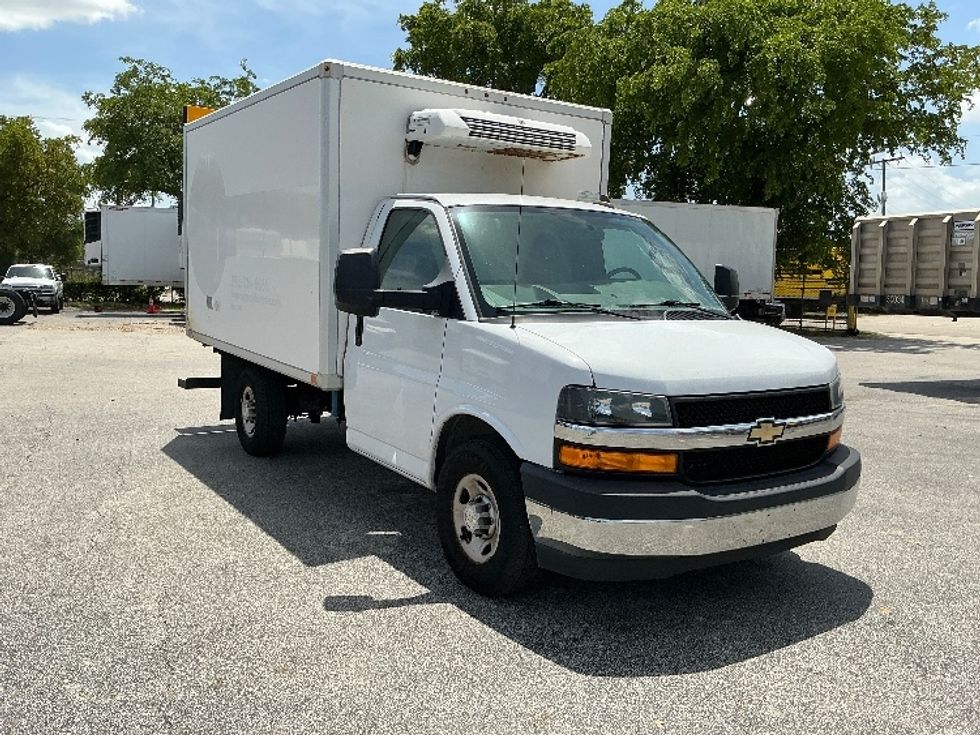 Refrigerated Truck-Light and Medium Duty Trucks-Chevrolet-2021-G33803-Riviera Beach-FL-130,910\n\t\tmiles-$ 25,750 - Image 1