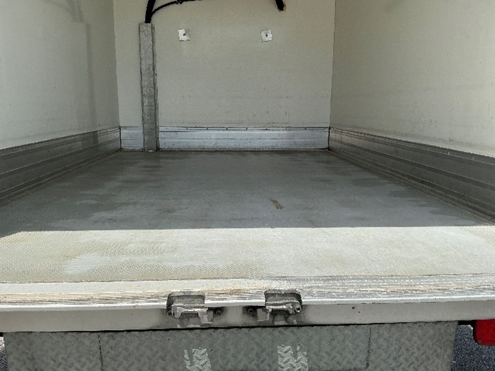 Refrigerated Truck-Light and Medium Duty Trucks-Chevrolet-2021-G33803-Riviera Beach-FL-130,910\n\t\tmiles-$ 25,750 - Image 10