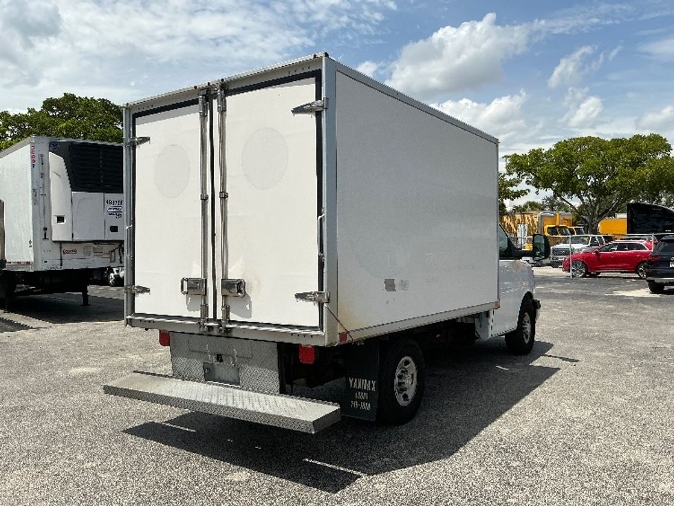 Refrigerated Truck-Light and Medium Duty Trucks-Chevrolet-2021-G33803-Riviera Beach-FL-130,910\n\t\tmiles-$ 25,750 - Image 13