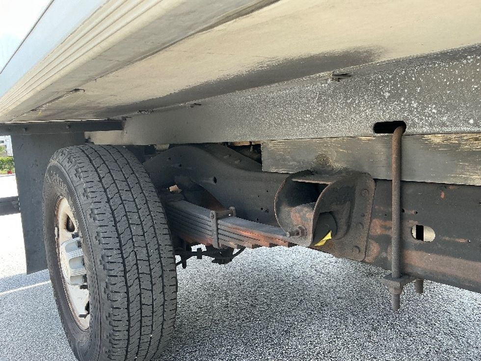 Refrigerated Truck-Light and Medium Duty Trucks-Chevrolet-2021-G33803-Riviera Beach-FL-130,910\n\t\tmiles-$ 25,750 - Image 14