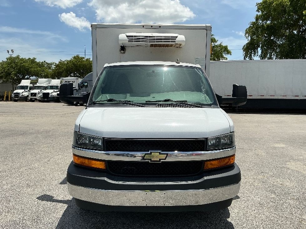 Refrigerated Truck-Light and Medium Duty Trucks-Chevrolet-2021-G33803-Riviera Beach-FL-130,910\n\t\tmiles-$ 25,750 - Image 2