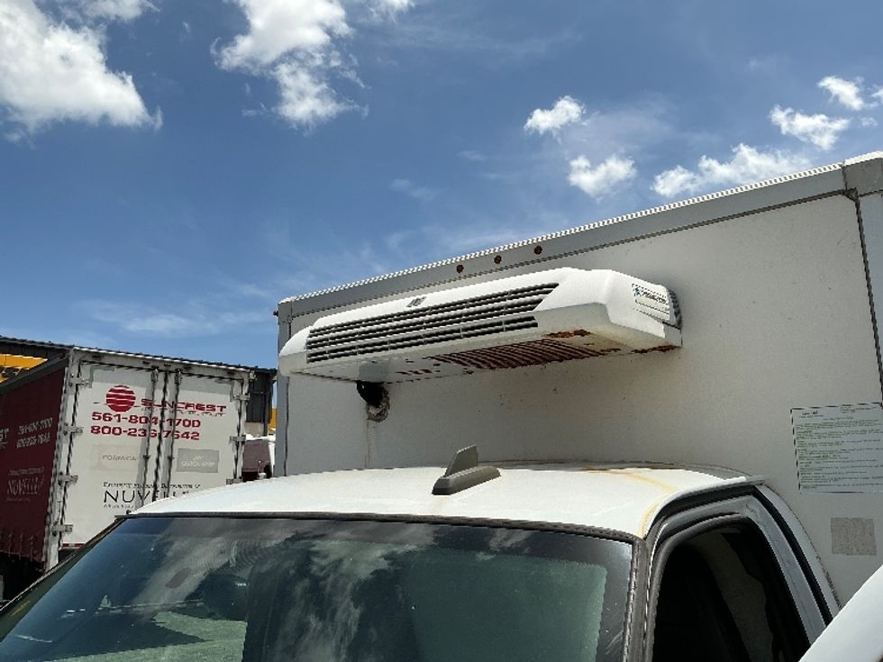 Refrigerated Truck-Light and Medium Duty Trucks-Chevrolet-2021-G33803-Riviera Beach-FL-130,910\n\t\tmiles-$ 25,750 - Image 28