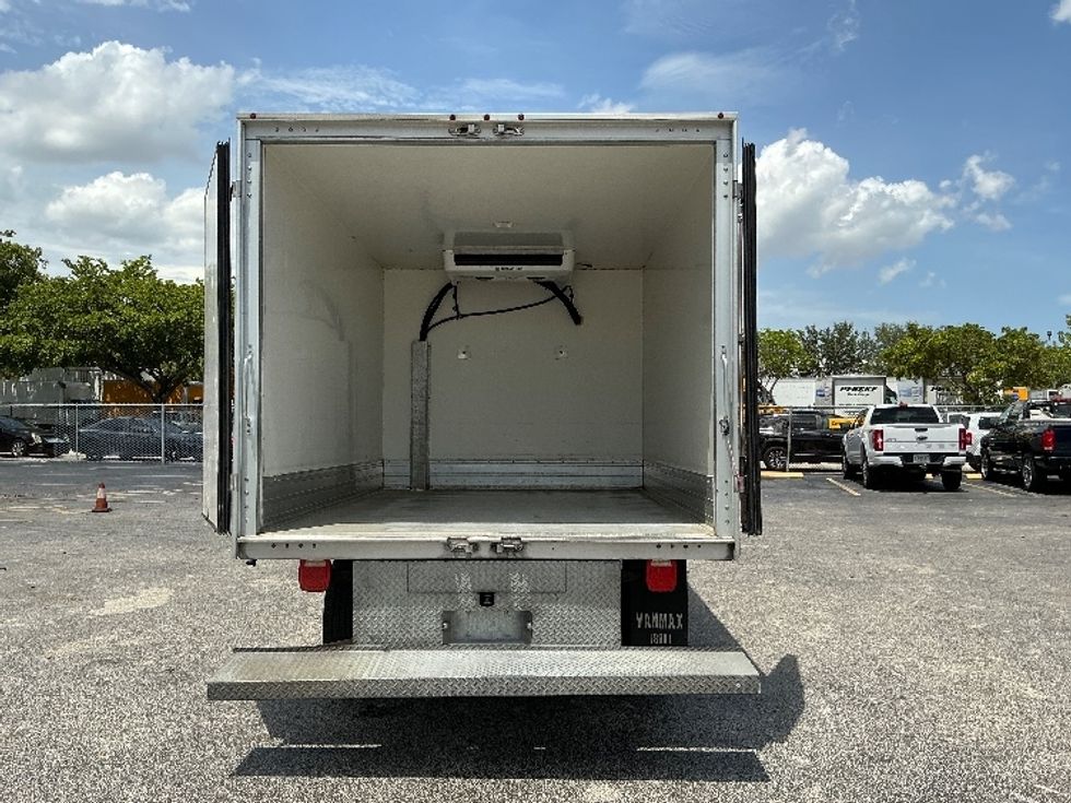 Refrigerated Truck-Light and Medium Duty Trucks-Chevrolet-2021-G33803-Riviera Beach-FL-130,910\n\t\tmiles-$ 25,750 - Image 8