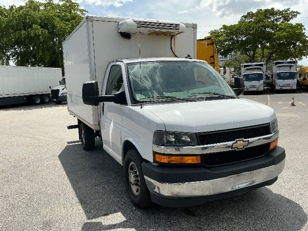 Refrigerated Truck-Light and Medium Duty Trucks-Chevrolet-2021-G33803-Riviera Beach-FL-153,583\n\t\tmiles-$ 22,750 - Image 1