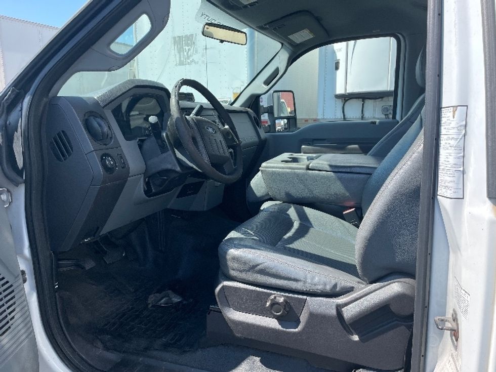 Refrigerated Truck-Light and Medium Duty Trucks-Ford-2014-F550-Montebello-CA-366,664\n\t\tmiles-$ 20,000 - Image 12