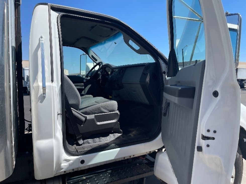 Refrigerated Truck-Light and Medium Duty Trucks-Ford-2015-F750-Phoenix-AZ-155,794\n\t\tmiles-$ 42,000 - Image 20