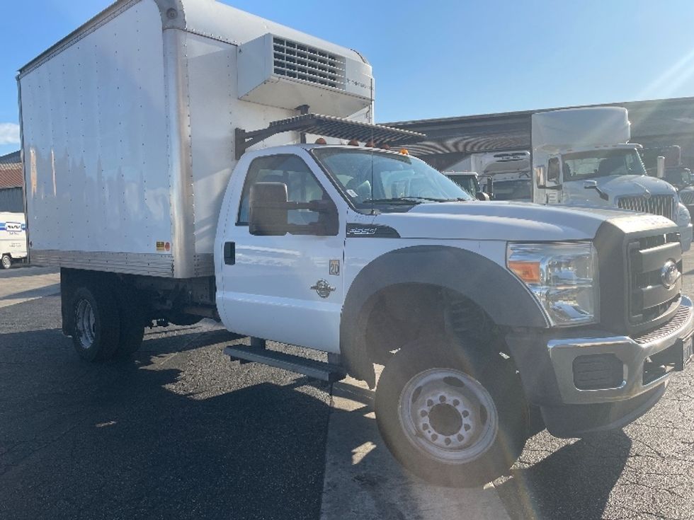 Refrigerated Truck-Light and Medium Duty Trucks-Ford-2016-F550-Montebello-CA-293,726\n\t\tmiles-$ 23,500 - Image 1