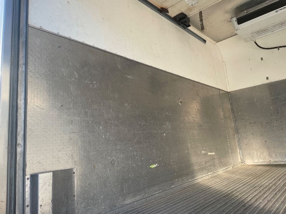 Refrigerated Truck-Light and Medium Duty Trucks-Ford-2016-F550-Montebello-CA-293,726\n\t\tmiles-$ 23,500 - Image 11