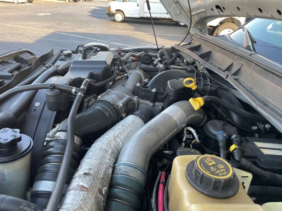 Refrigerated Truck-Light and Medium Duty Trucks-Ford-2016-F550-Montebello-CA-293,726\n\t\tmiles-$ 23,500 - Image 24