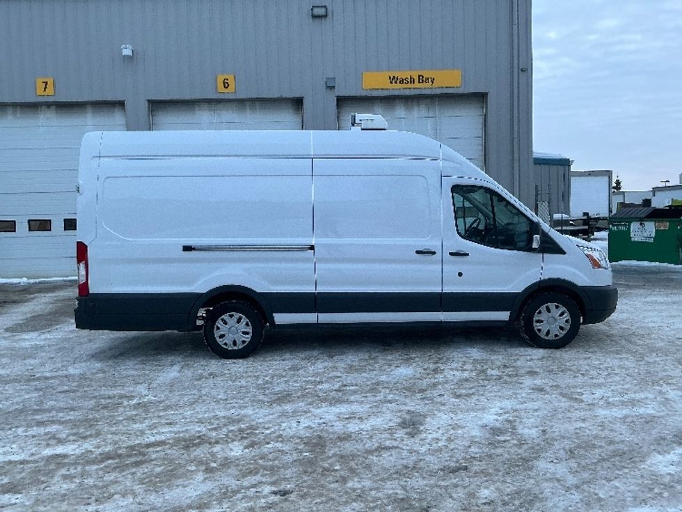 Refrigerated Truck-Light and Medium Duty Trucks-Ford-2017-Transit 350-Edmonton-AB-156,933\n\t\tkm-$ 32,750 - Image 14