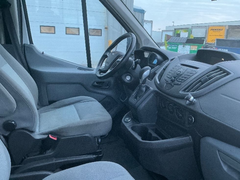 Refrigerated Truck-Light and Medium Duty Trucks-Ford-2017-Transit 350-Edmonton-AB-156,933\n\t\tkm-$ 32,750 - Image 21