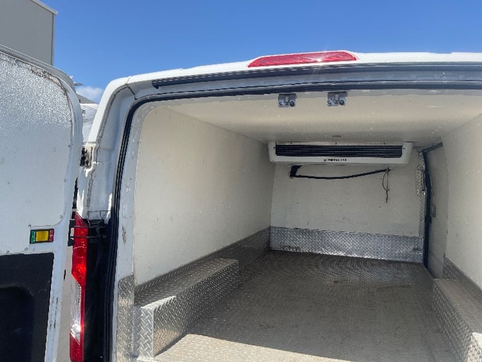 Refrigerated Truck-Light and Medium Duty Trucks-Ford-2017-Transit 350-Torrance-CA-95,051\n\t\tmiles-$ 25,750 - Image 11