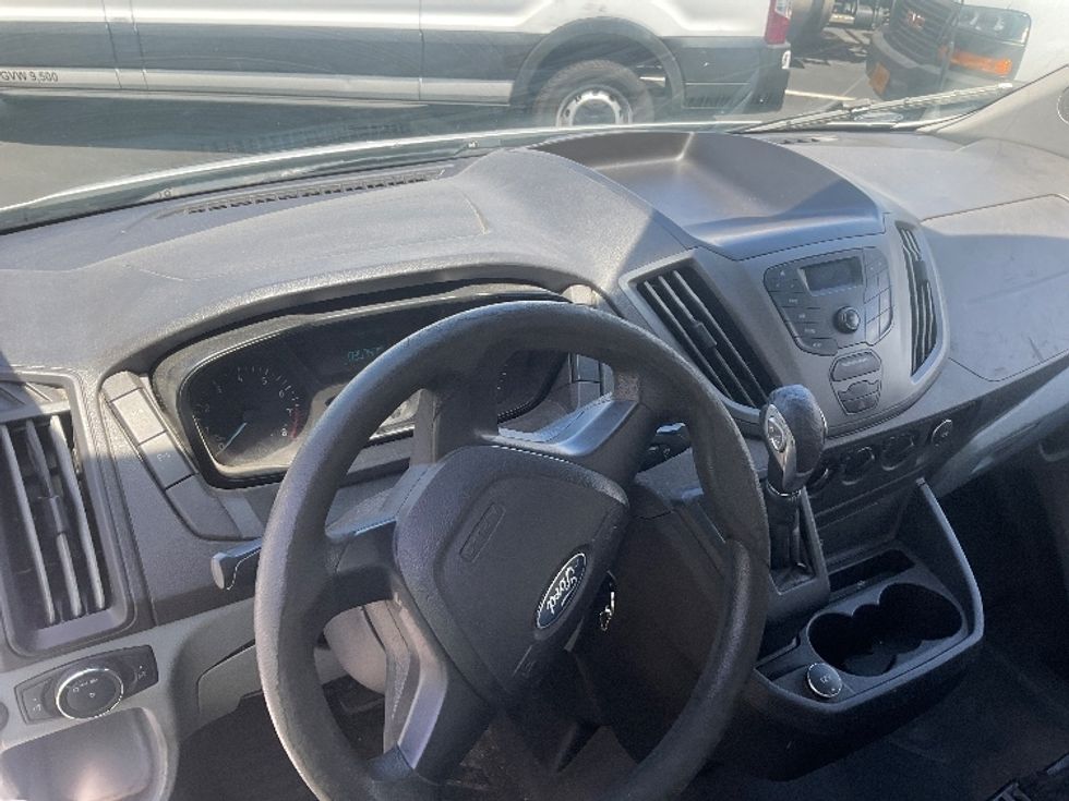 Refrigerated Truck-Light and Medium Duty Trucks-Ford-2017-Transit 350-Torrance-CA-95,051\n\t\tmiles-$ 25,750 - Image 18