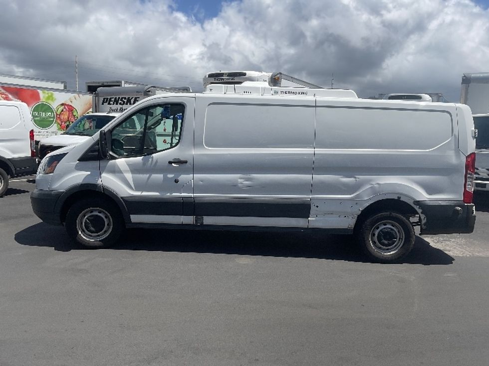 Refrigerated Truck-Light and Medium Duty Trucks-Ford-2017-Transit 350-Torrance-CA-95,051\n\t\tmiles-$ 25,750 - Image 4