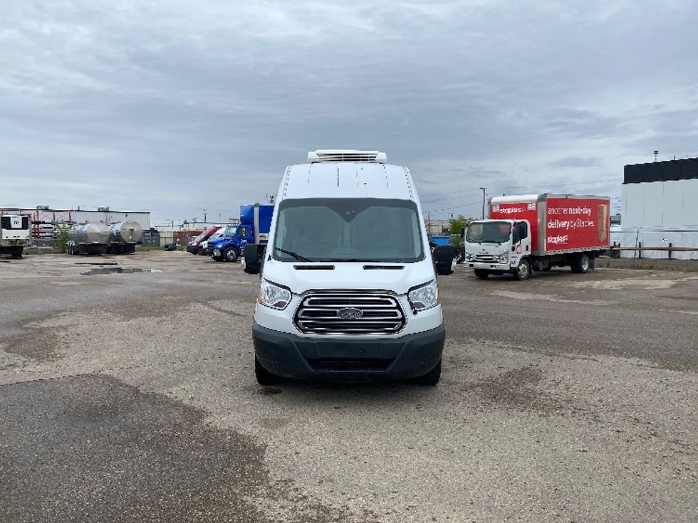Refrigerated Truck-Light and Medium Duty Trucks-Ford-2017-Transit 350-Winnipeg-MB-306,465\n\t\tkm-$ 29,250 - Image 2