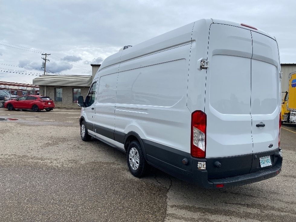 Refrigerated Truck-Light and Medium Duty Trucks-Ford-2017-Transit 350-Winnipeg-MB-306,465\n\t\tkm-$ 29,250 - Image 6