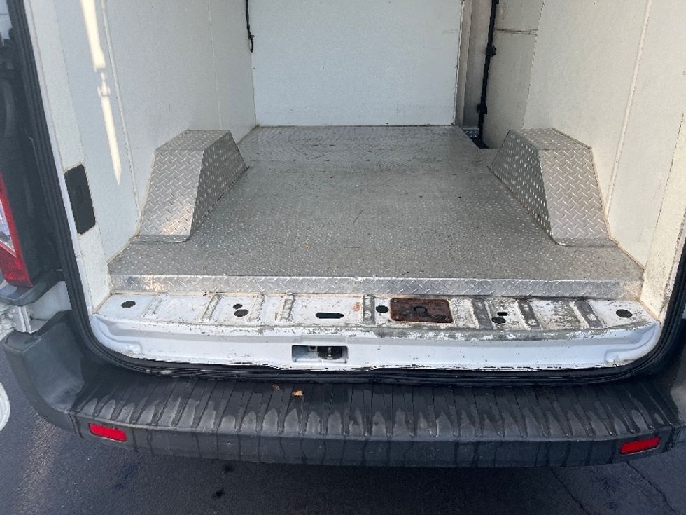 Refrigerated Truck-Light and Medium Duty Trucks-Ford-2018-Transit 150-Torrance-CA-188,407\n\t\tmiles-$ 12,750 - Image 10