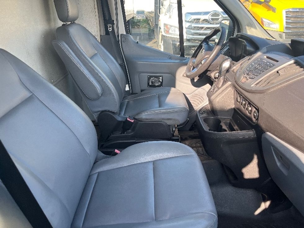 Refrigerated Truck-Light and Medium Duty Trucks-Ford-2018-Transit 150-Torrance-CA-188,407\n\t\tmiles-$ 12,750 - Image 22
