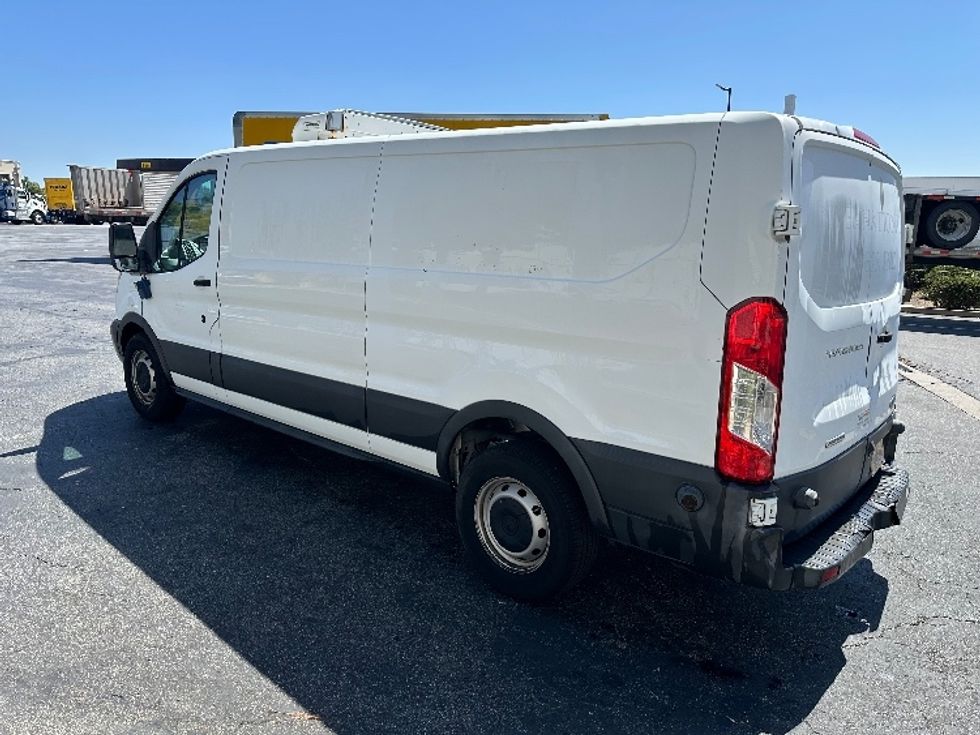 Refrigerated Truck-Light and Medium Duty Trucks-Ford-2018-Transit 250-Honolulu-HI-57,094\n\t\tmiles-$ 30,000 - Image 6