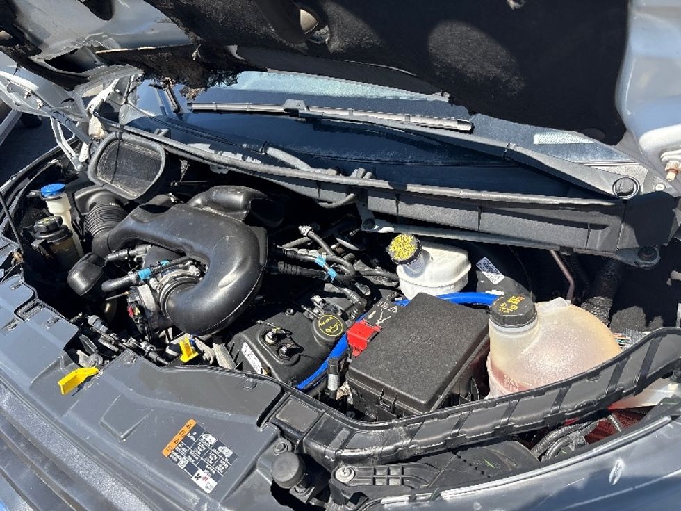 Refrigerated Truck-Light and Medium Duty Trucks-Ford-2018-Transit 250-West Sacramento-CA-195,895\n\t\tmiles-$ 16,500 - Image 24