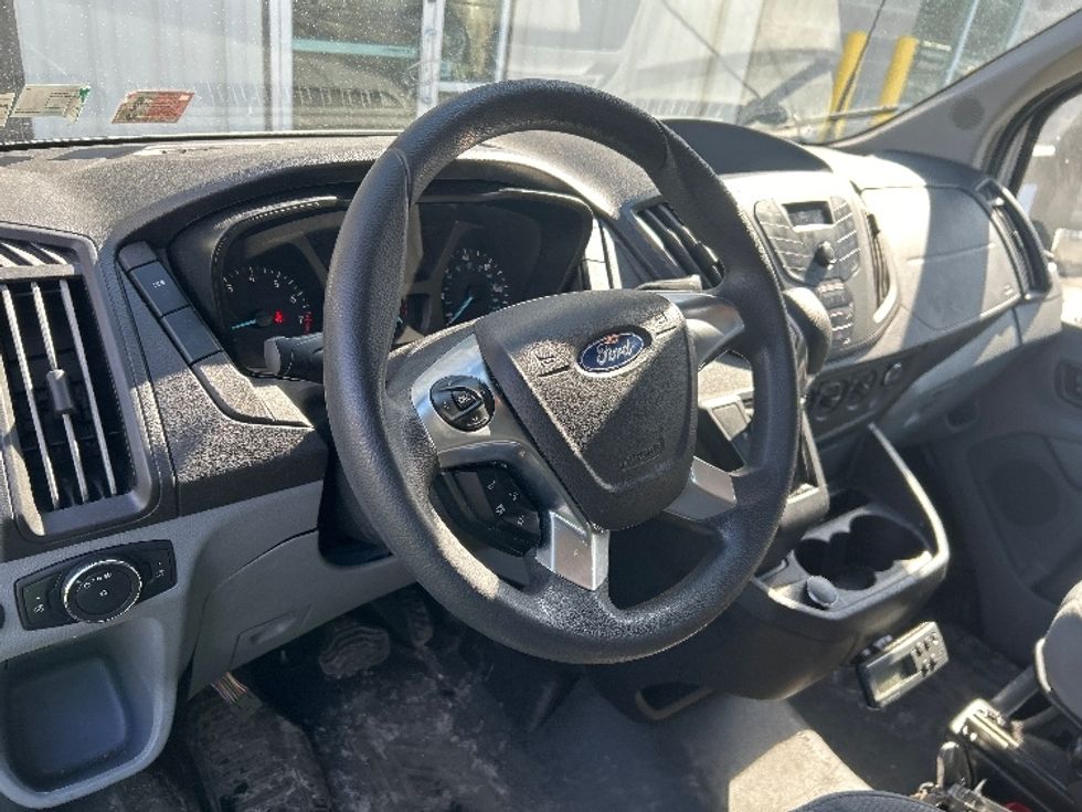 Refrigerated Truck-Light and Medium Duty Trucks-Ford-2019-Transit 250-Sterling-VA-80,159\n\t\tmiles-$ 30,750 - Image 14