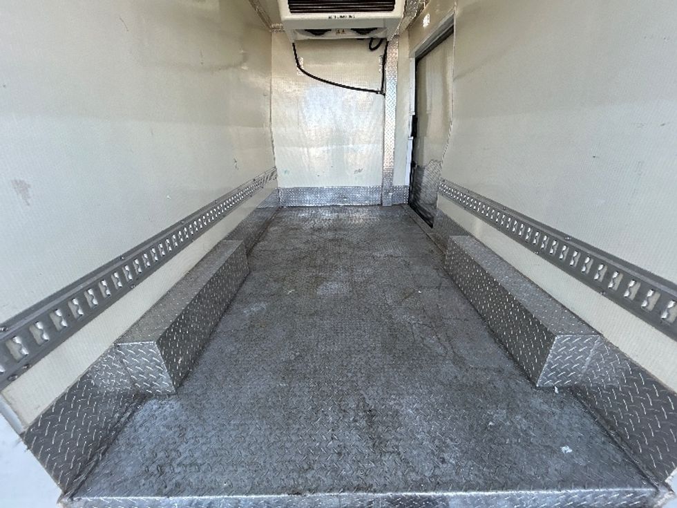 Refrigerated Truck-Light and Medium Duty Trucks-Ford-2019-Transit 250-Sterling-VA-80,159\n\t\tmiles-$ 30,750 - Image 8