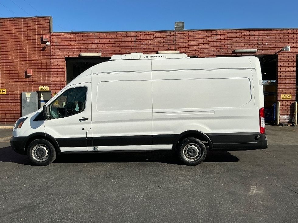 2019 Ford Transit photo 4