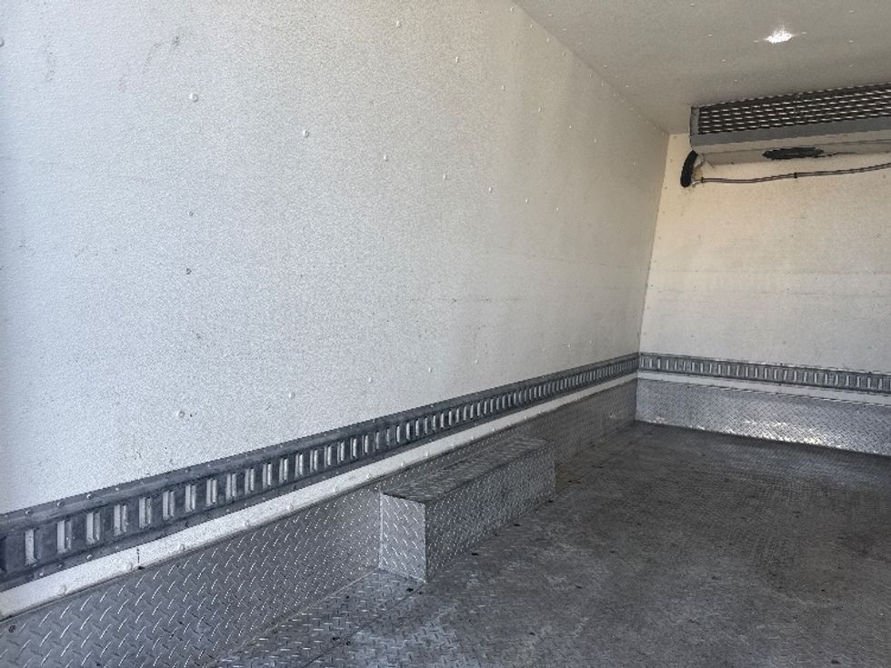 Refrigerated Truck-Light and Medium Duty Trucks-Ford-2019-Transit 350-Torrance-CA-120,845\n\t\tmiles-$ 30,750 - Image 11
