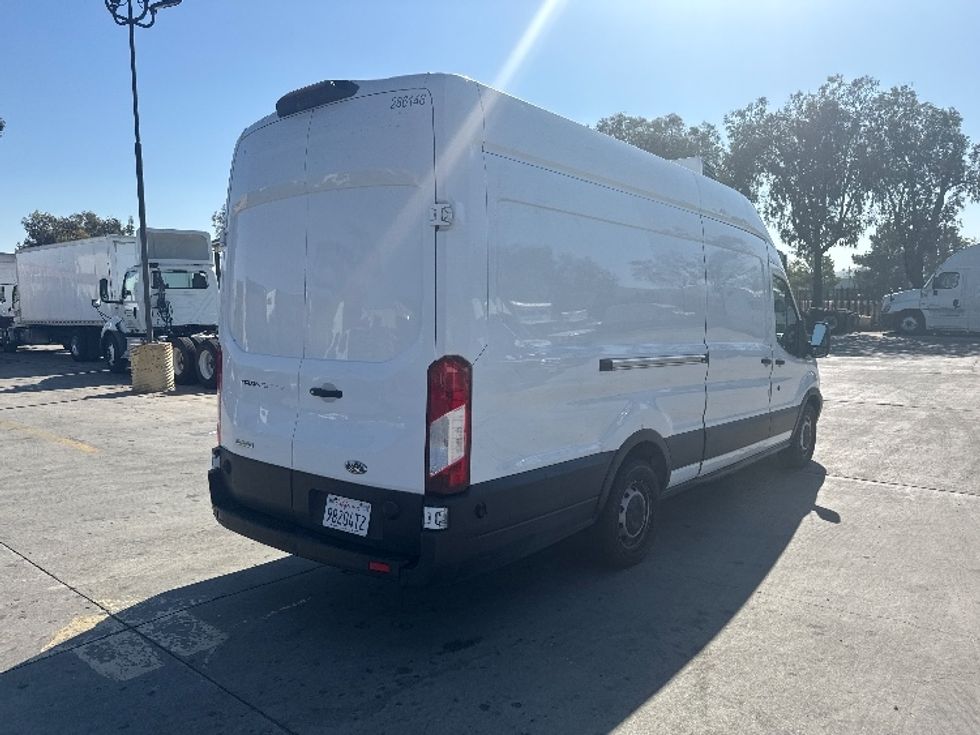 Refrigerated Truck-Light and Medium Duty Trucks-Ford-2019-Transit 350-Torrance-CA-120,845\n\t\tmiles-$ 30,750 - Image 13