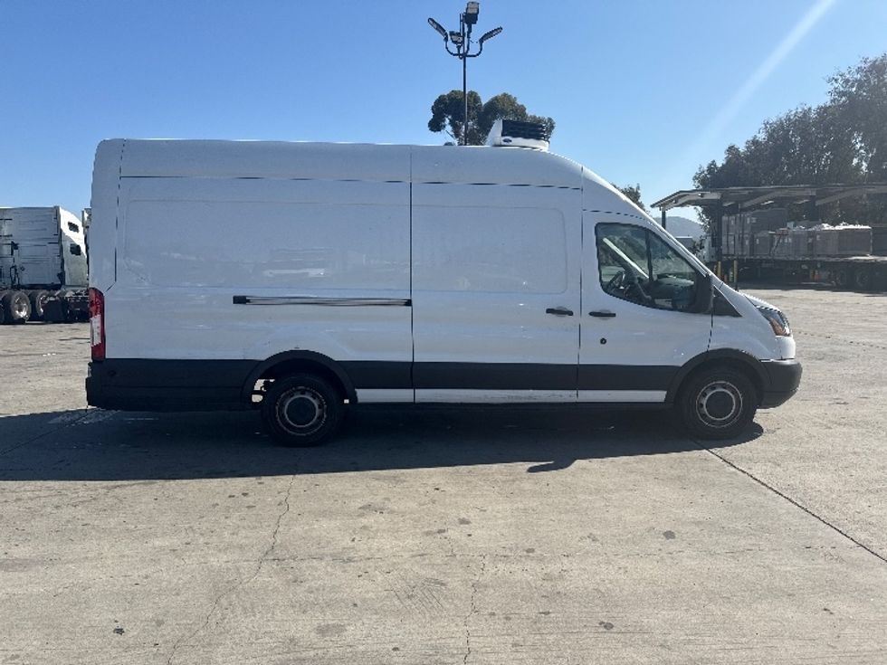 Refrigerated Truck-Light and Medium Duty Trucks-Ford-2019-Transit 350-Torrance-CA-120,845\n\t\tmiles-$ 30,750 - Image 15