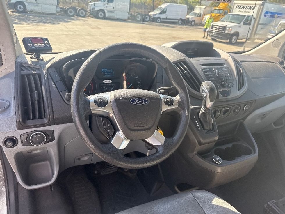 Refrigerated Truck-Light and Medium Duty Trucks-Ford-2019-Transit 350-Torrance-CA-120,845\n\t\tmiles-$ 30,750 - Image 18