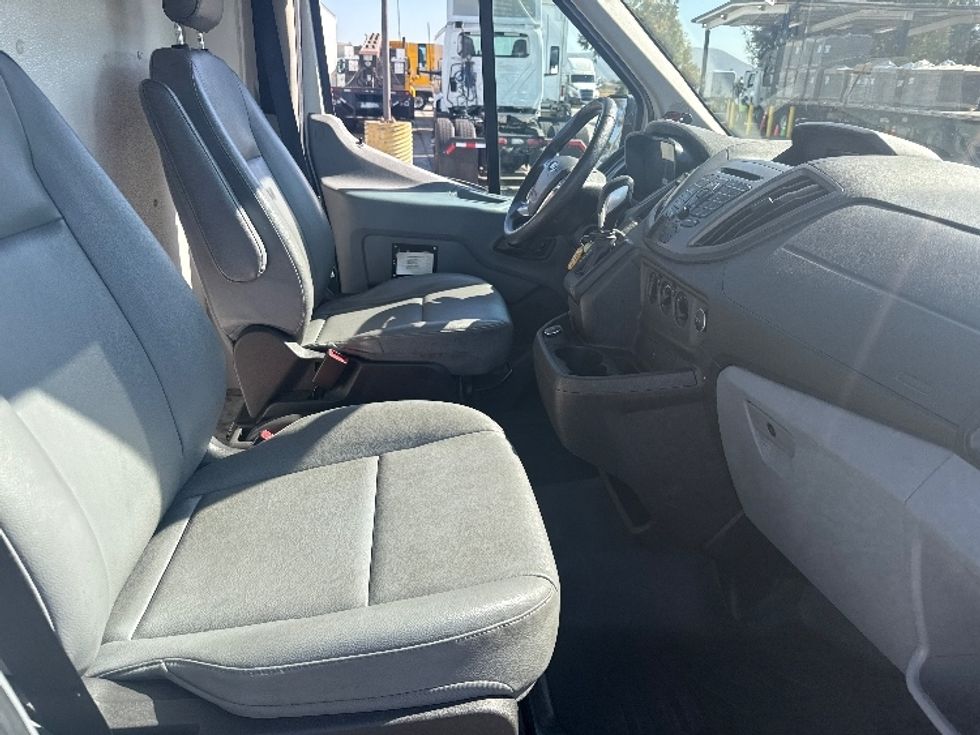 Refrigerated Truck-Light and Medium Duty Trucks-Ford-2019-Transit 350-Torrance-CA-120,845\n\t\tmiles-$ 30,750 - Image 22