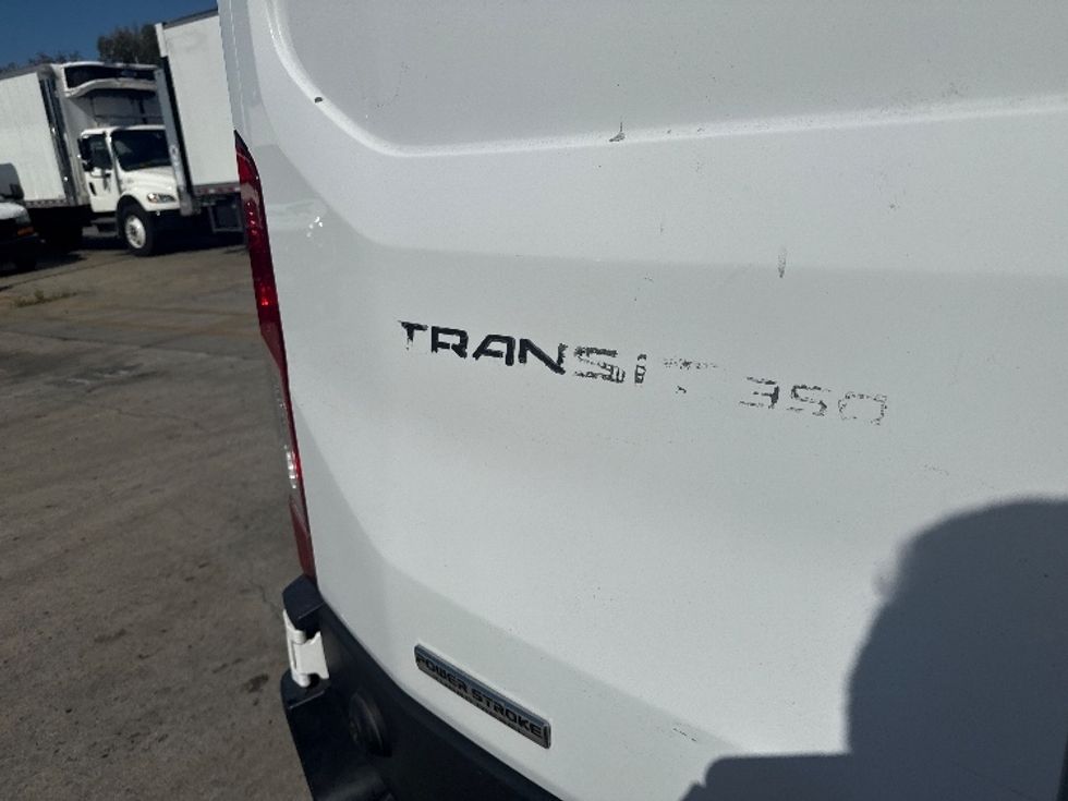 Refrigerated Truck-Light and Medium Duty Trucks-Ford-2019-Transit 350-Torrance-CA-120,845\n\t\tmiles-$ 30,750 - Image 27