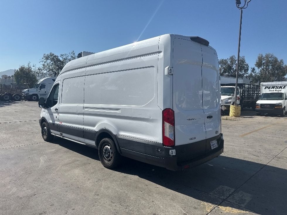 Refrigerated Truck-Light and Medium Duty Trucks-Ford-2019-Transit 350-Torrance-CA-120,845\n\t\tmiles-$ 30,750 - Image 6