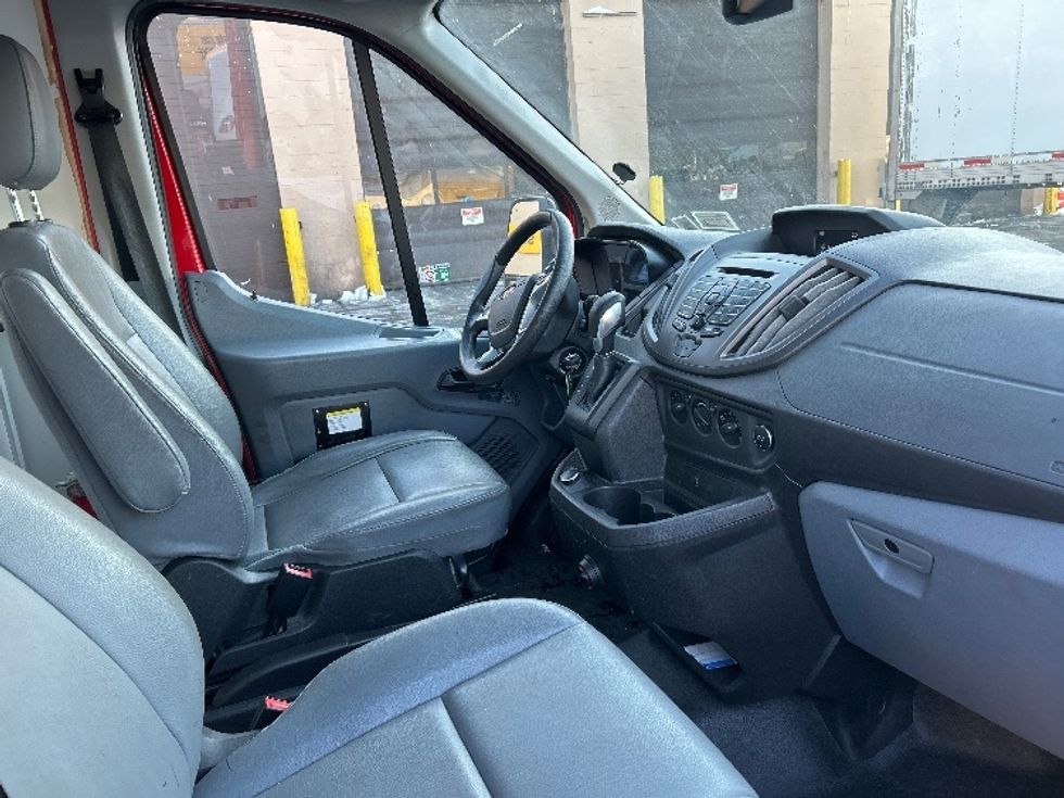 Refrigerated Truck-Light and Medium Duty Trucks-Ford-2019-Transit 350-West Babylon-NY-38,086\n\t\tmiles-$ 35,750 - Image 22