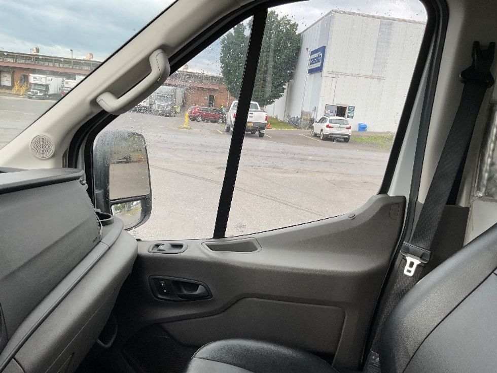 Refrigerated Truck-Light and Medium Duty Trucks-Ford-2020-Transit 250-Albany-NY-159,131\n\t\tmiles-$ 30,500 - Image 18
