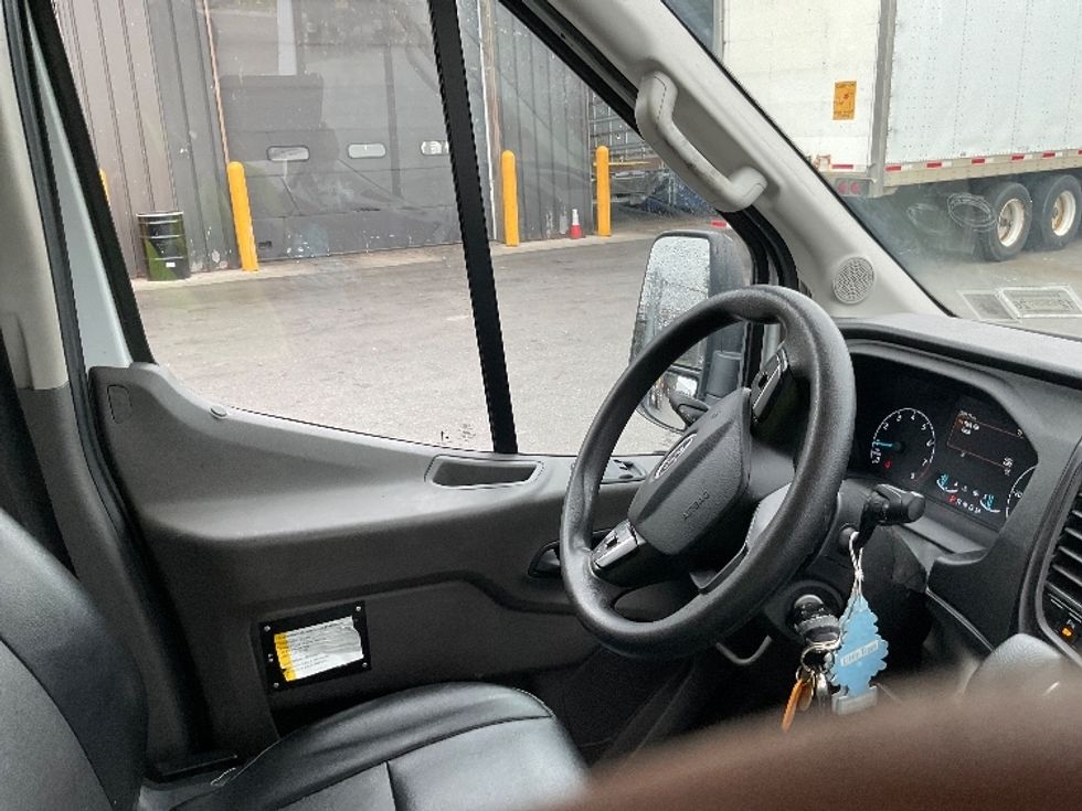 Refrigerated Truck-Light and Medium Duty Trucks-Ford-2020-Transit 250-Albany-NY-159,131\n\t\tmiles-$ 30,500 - Image 21
