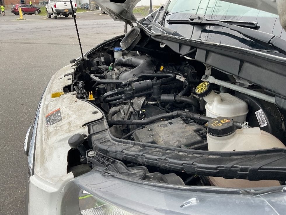 Refrigerated Truck-Light and Medium Duty Trucks-Ford-2020-Transit 250-Albany-NY-159,131\n\t\tmiles-$ 30,500 - Image 23