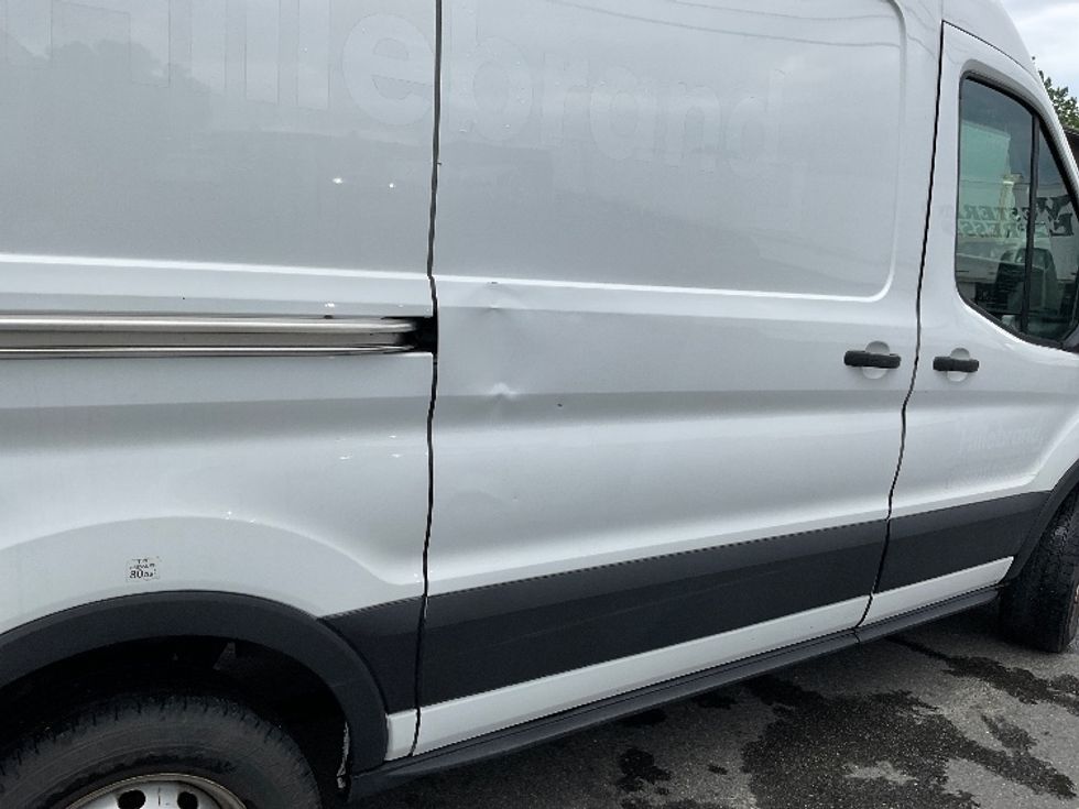 Refrigerated Truck-Light and Medium Duty Trucks-Ford-2020-Transit 250-Albany-NY-159,131\n\t\tmiles-$ 30,500 - Image 26