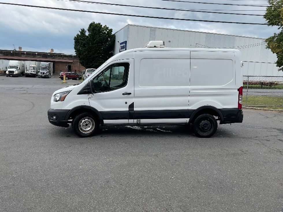Refrigerated Truck-Light and Medium Duty Trucks-Ford-2020-Transit 250-Albany-NY-159,131\n\t\tmiles-$ 30,500 - Image 4