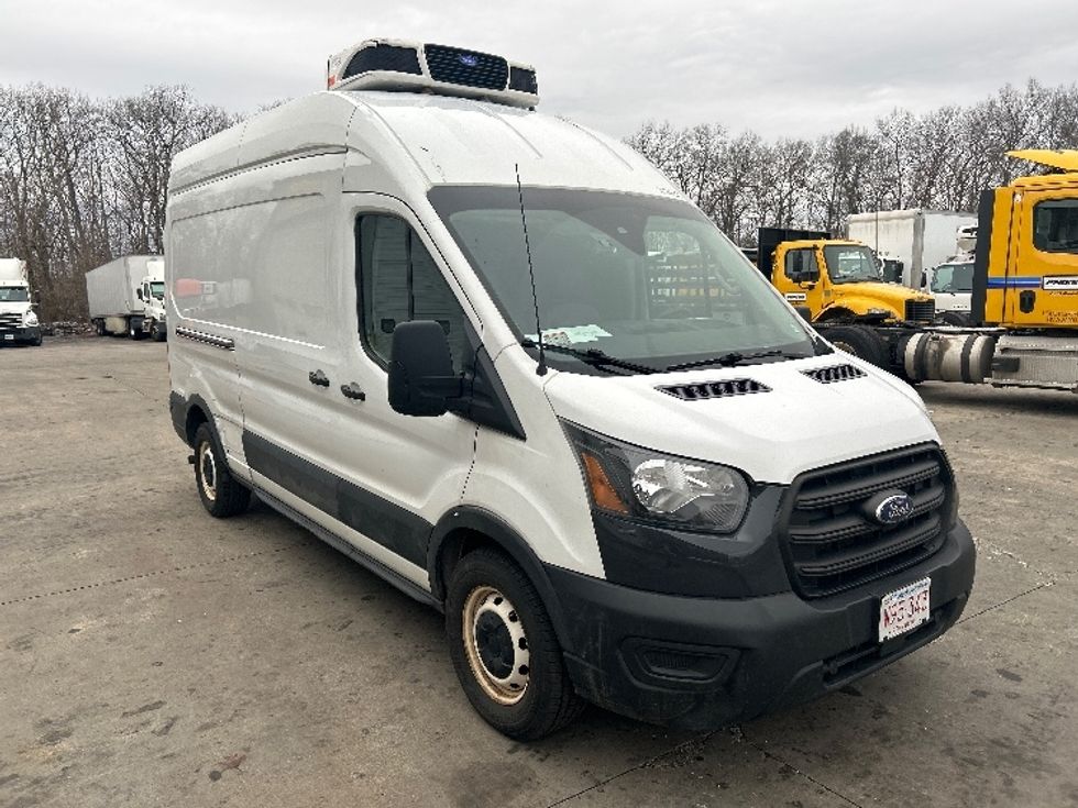 Refrigerated Truck-Light and Medium Duty Trucks-Ford-2020-Transit 250-Braintree-MA-122,955\n\t\tmiles-$ 26,250 - Image 1